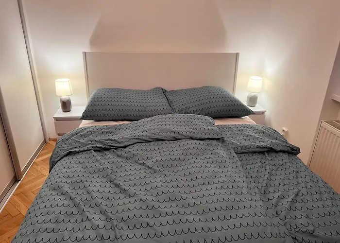 Stylish Flat In Centre דירה