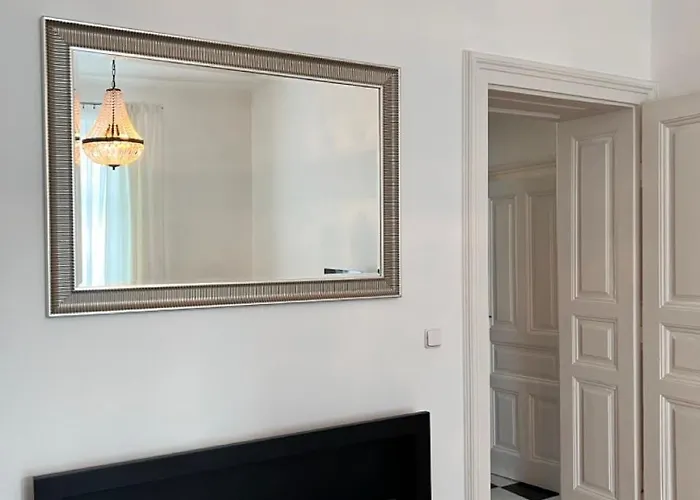 Stylish Flat In Centre *